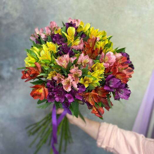 A bouquet of Alstroemeria