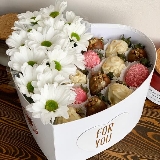 Heart with chrysanthemum