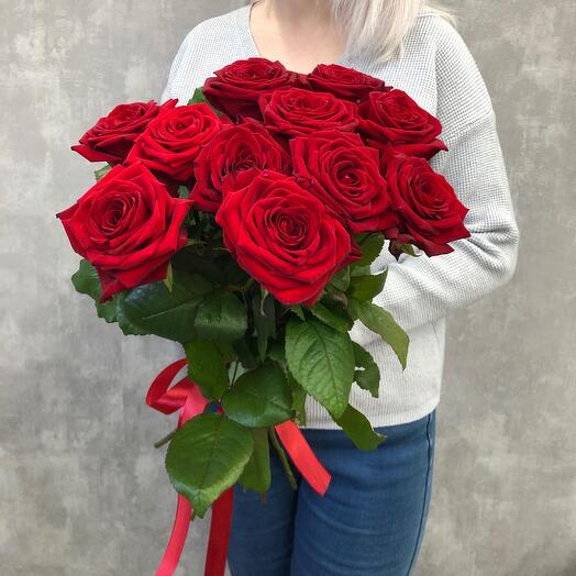 Букет роз 11 RED красные