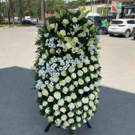 Траурный венок