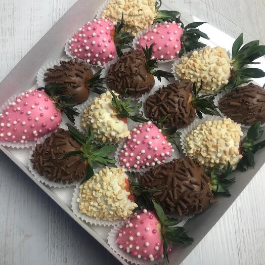 Chocolate-covered Strawberry set "Temptation"