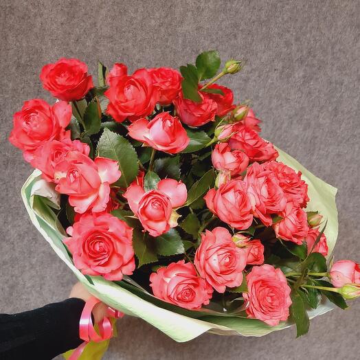 Ramo de rosas grandes