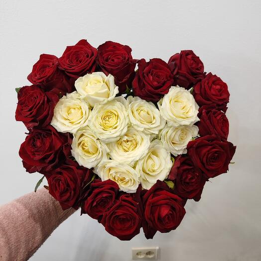 Corazón de rosas