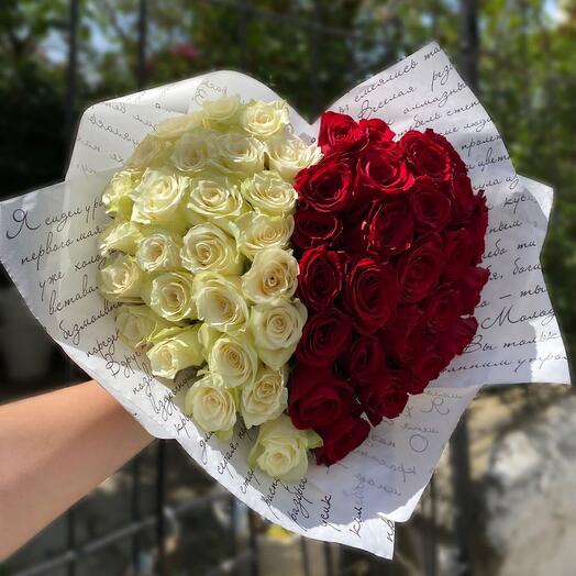 51 роза в форме сердца