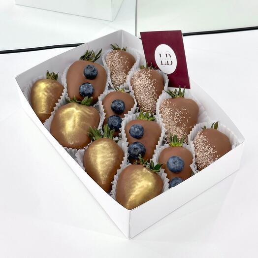 Набор 12 шт из клубники