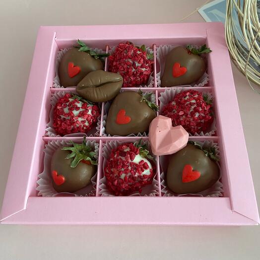 Chocolate-covered strawberries