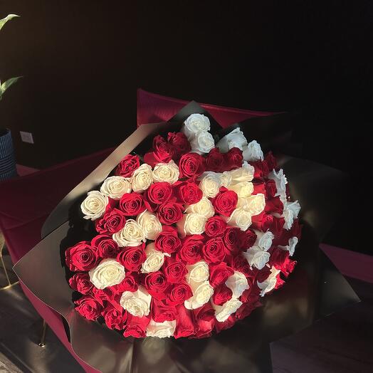 100 White and red roses