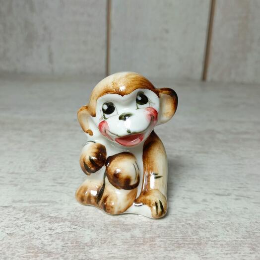 Статуэтка обезьянки