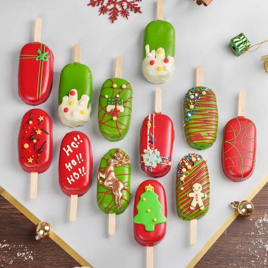 12 Christmas Cake Pops