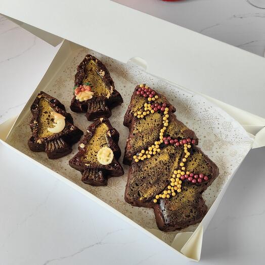 Шоколадные фруткейки (шоколад, клюква, вишня, орехи, ром)