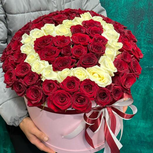 Цветы в коробке 79 роза