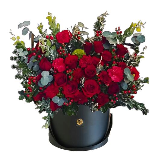 Sweet Roses - Valentine Red Roses Fillled with Fillers in  Box
