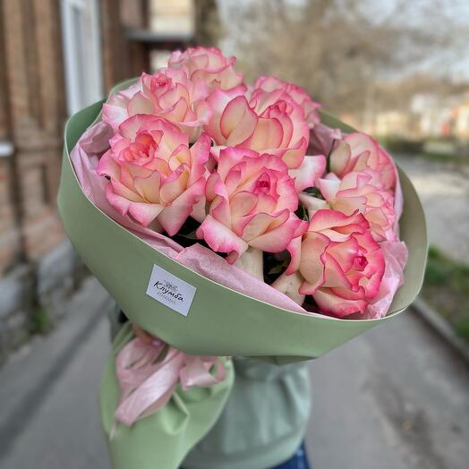 Bouquet of French roses