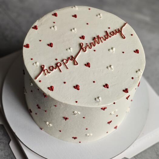 Торт с надписью "Happy birthday"