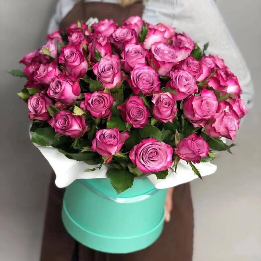 Box with PREMIUM roses 45 pcs