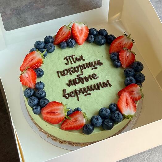 Веган (постный) торт без сахара и глютена Базилик-лайм-клубника 1 кг