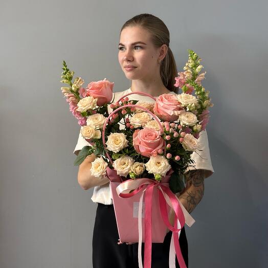 Цветы в сумке 109