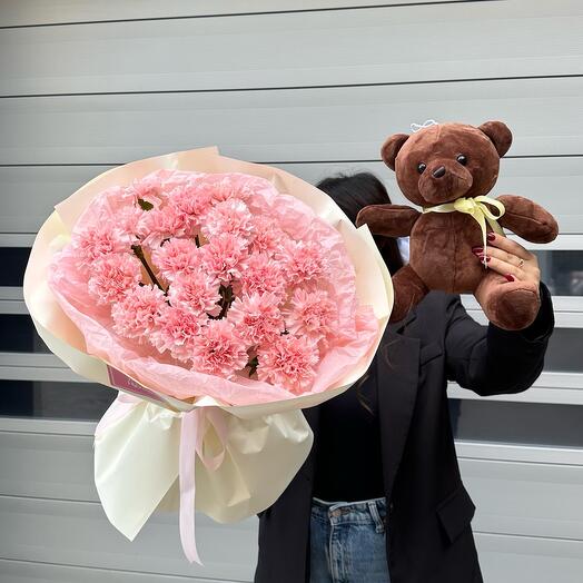 Монобукет  из диантусов + мишка