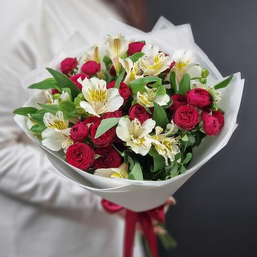 Bouquet of Alstroemerias and Peony Spray Roses