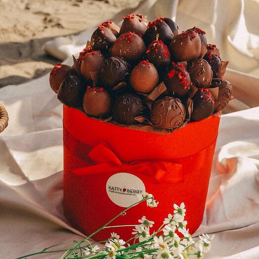 Клубника в шоколаде 🍓 в шляпной коробке 🎁