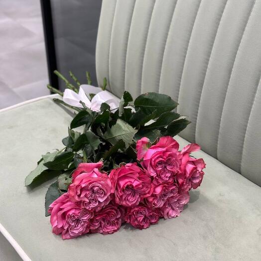 Bouquet of 9 peony-shaped roses Ecuador