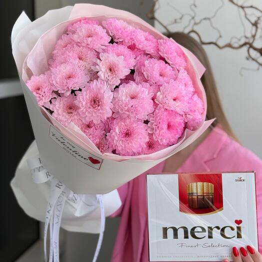 Комбо букет из 5 хризантем и Merci