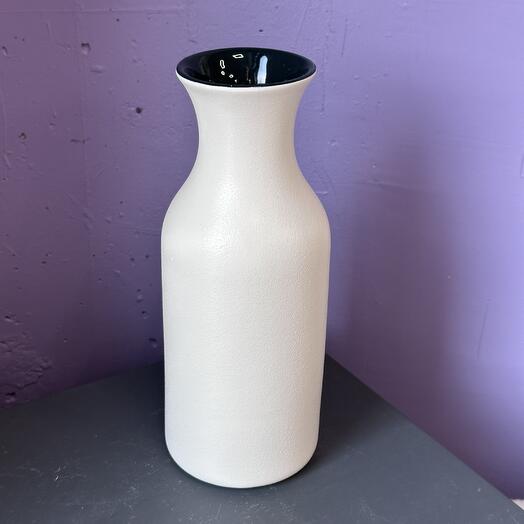 Ваза белая