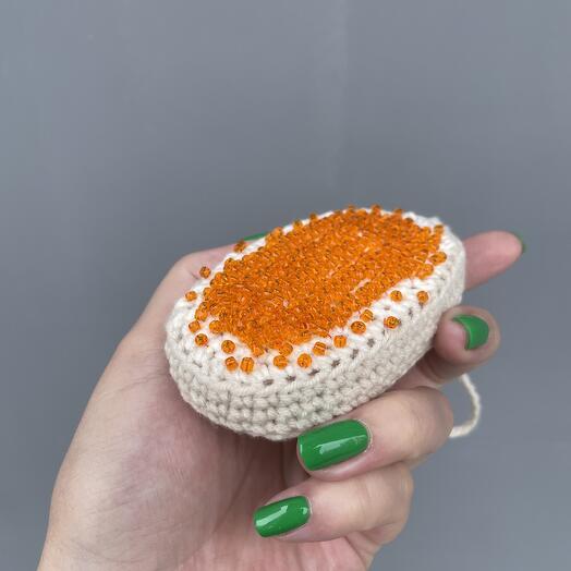 Брелок / обвес ручной работы Бутерброд с красной икрой