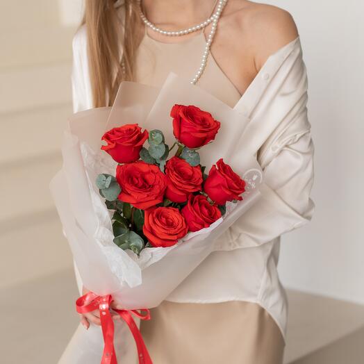 Букет из 7 алых роз Nina