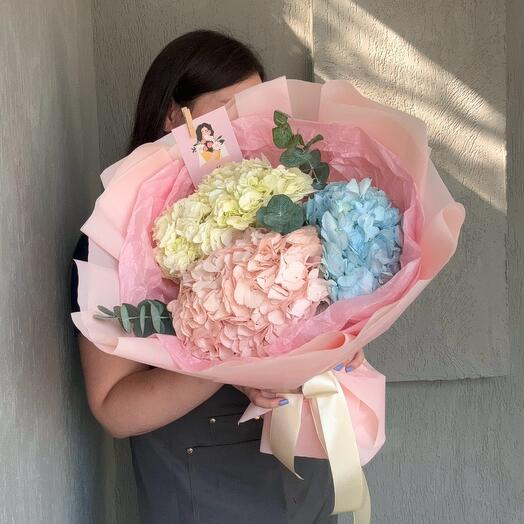 🌸Три гортензии разных оттенков и эвкалипт 💕 дофаминовый букет