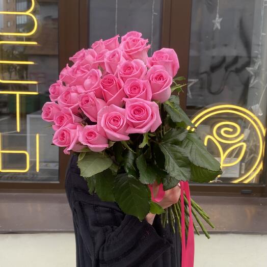 Букет 25 розовых роз 60 см