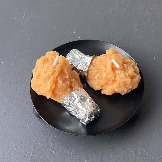 Свечи куриные ножки на подсвечнике