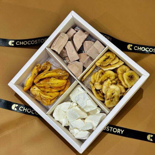 Фруктово-мороженое наслаждение