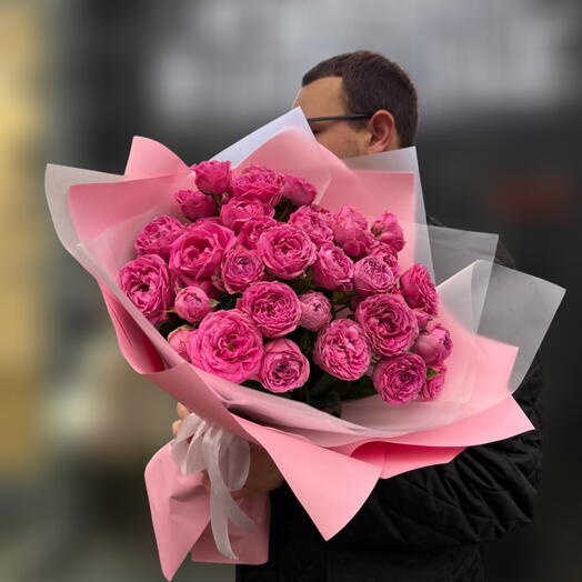 Bouquet of peony-shaped roses "Misty Bubbles M"