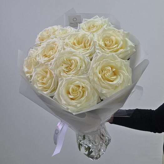 Букет из ванильных пионовидных роз