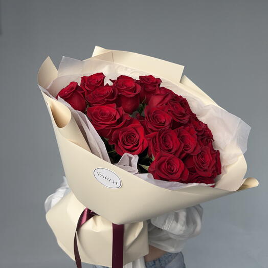 Red roses 25