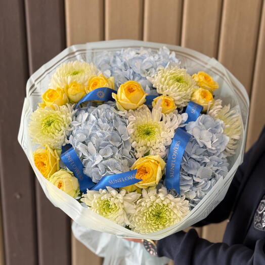 Mono Bouquet 5
