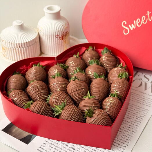 Клубника в шоколаде для мамы🍓