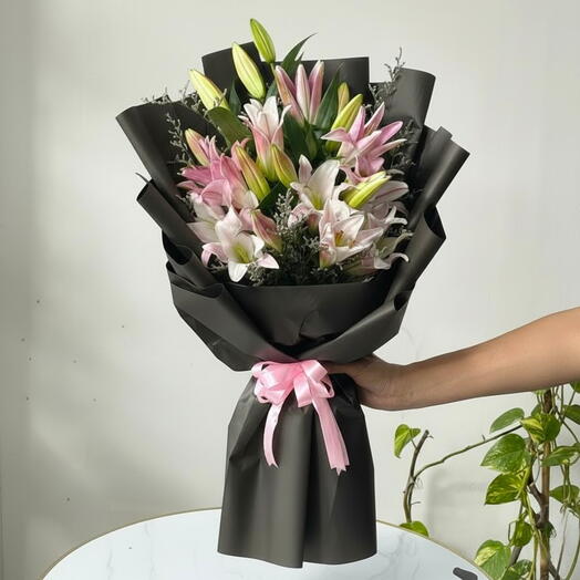 Pink Lily Elegance (11 Stems)