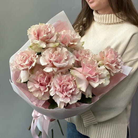 Букет из 9 розовых французских роз