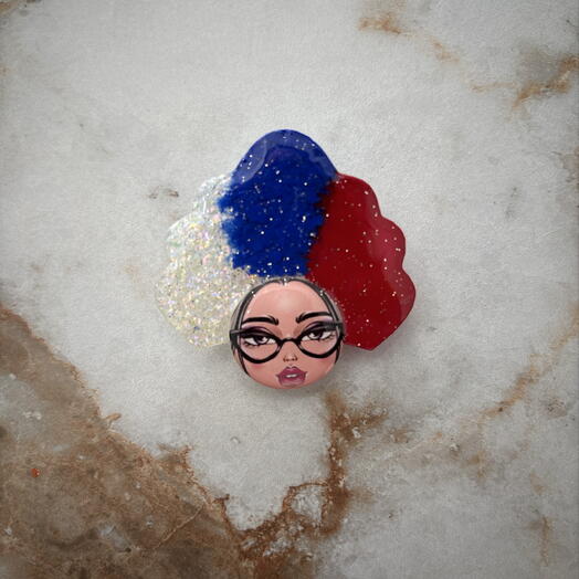 Брошка ручной работы «триколор»