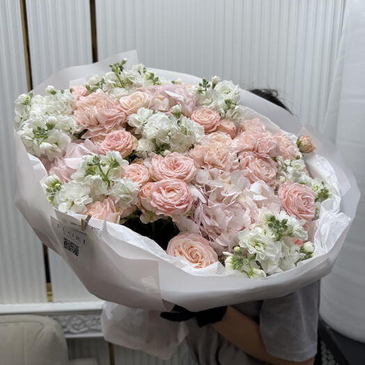 Букет Ивреа