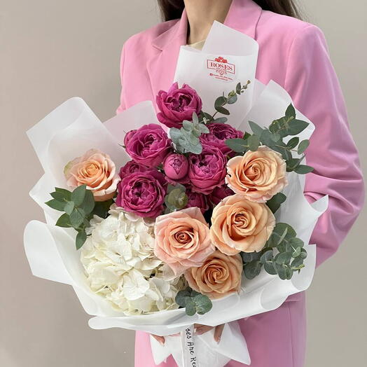 Pink and beije flowers