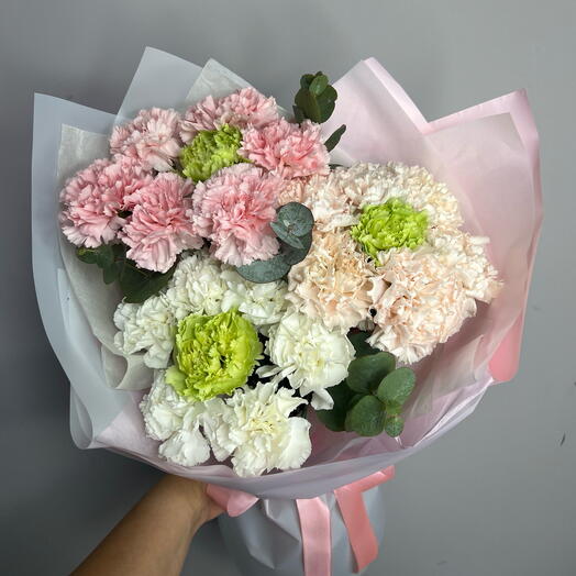 Авторский букет 3 цветочка 🌸🌼🌺(диантусы и эвкалипт)