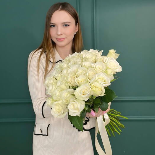Букет из 35 белой розы Кения 40 см 741