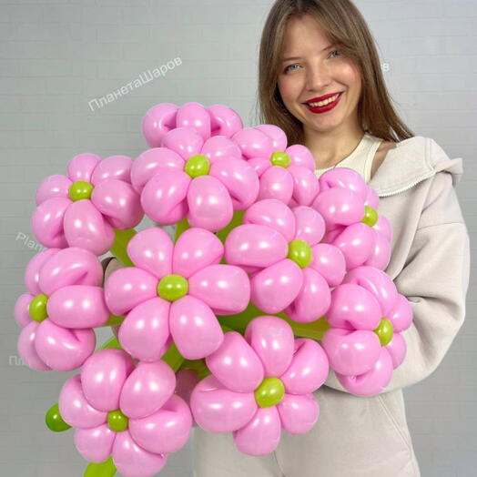 Розовые ромашки из шаров