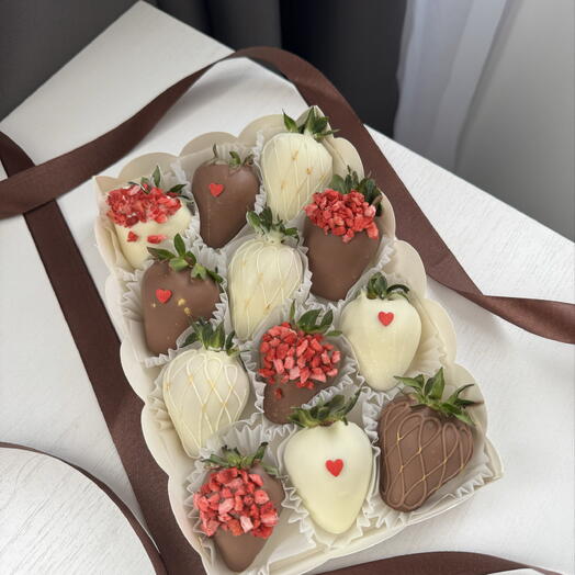Клубника в шоколаде (12шт.)
