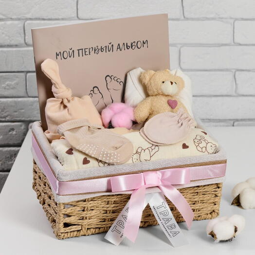 Набор на рождение девочки "Первые дни"