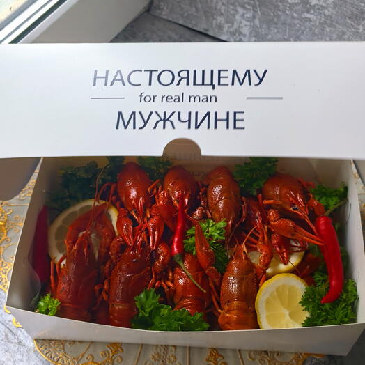 Коробочка с раками настоящему мужчине"