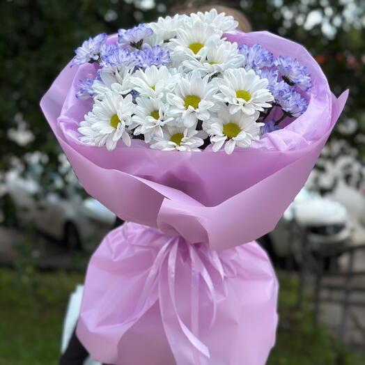 Нежный букет из хризантем